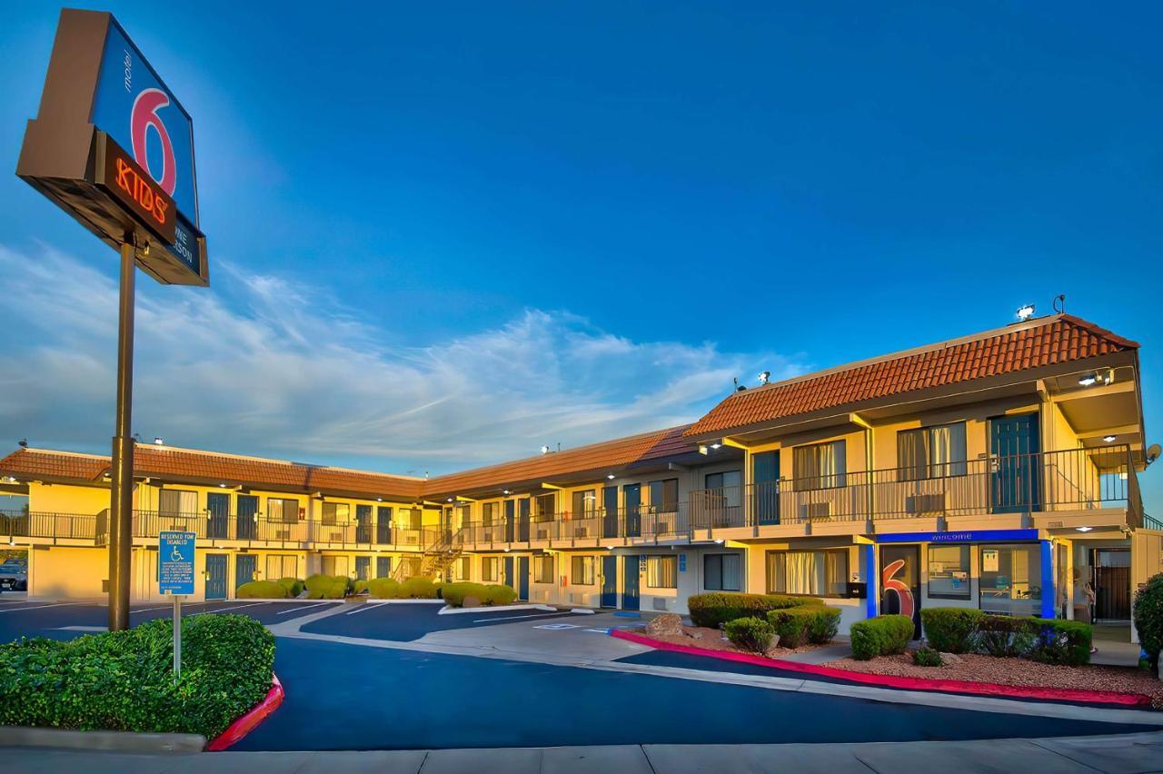 Where to Stay in San Francisco Bay Area: 5 Best Motel 6 Hotels