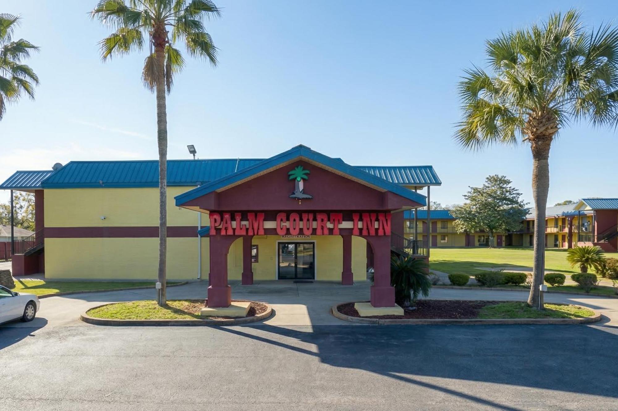 Staying Near Images Models: 6 Pensacola Airport Hotels Compared